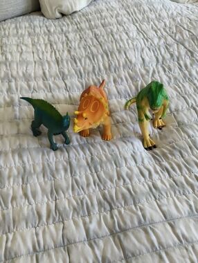 Lot of 3 Colorful Dinosaur Figures Playful Characters Y2K Retro Artisan Developm